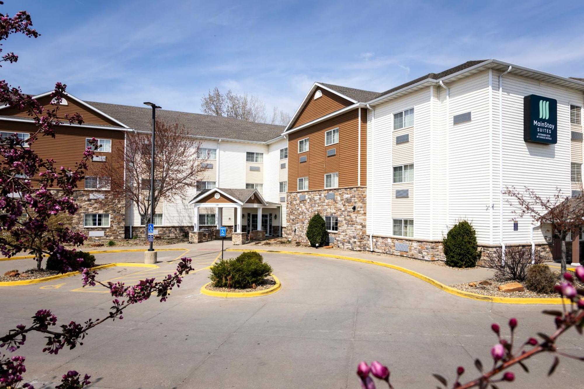Mainstay - Iowa 3* Coralville