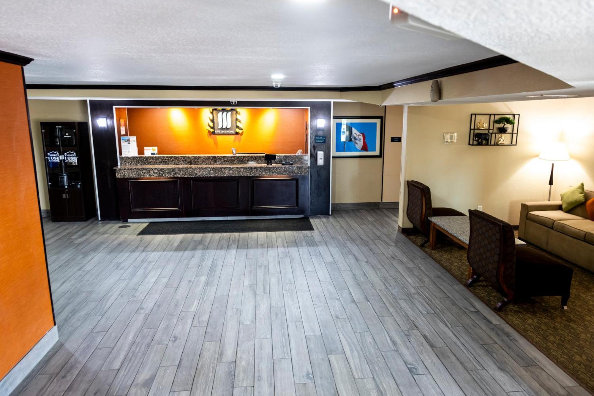 Mainstay - Iowa 3* Coralville