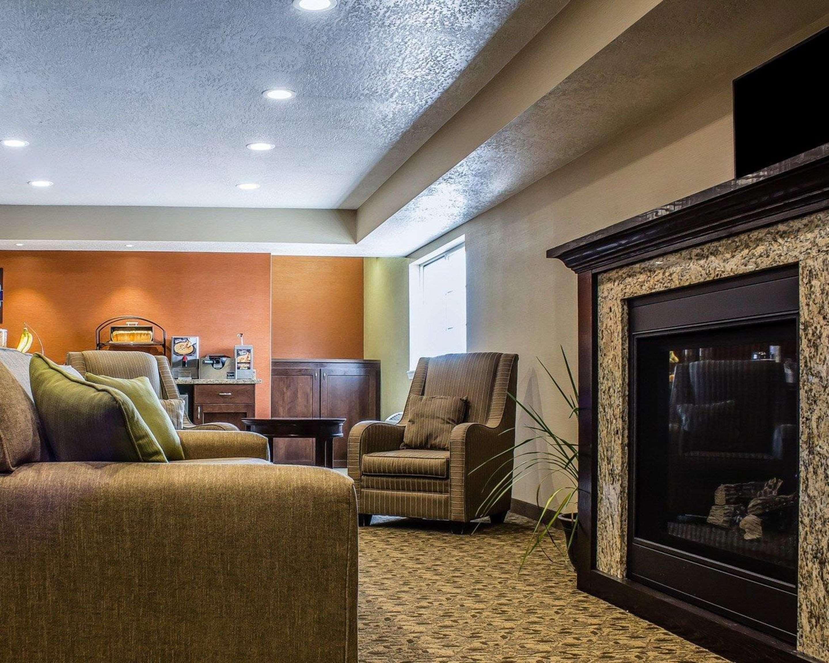 Mainstay - Iowa 3* Coralville